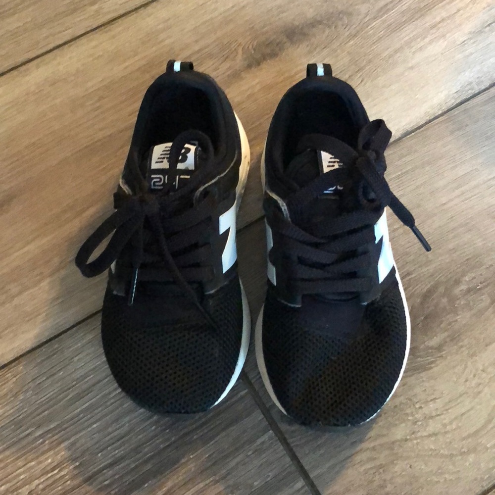 Boys sneakers
